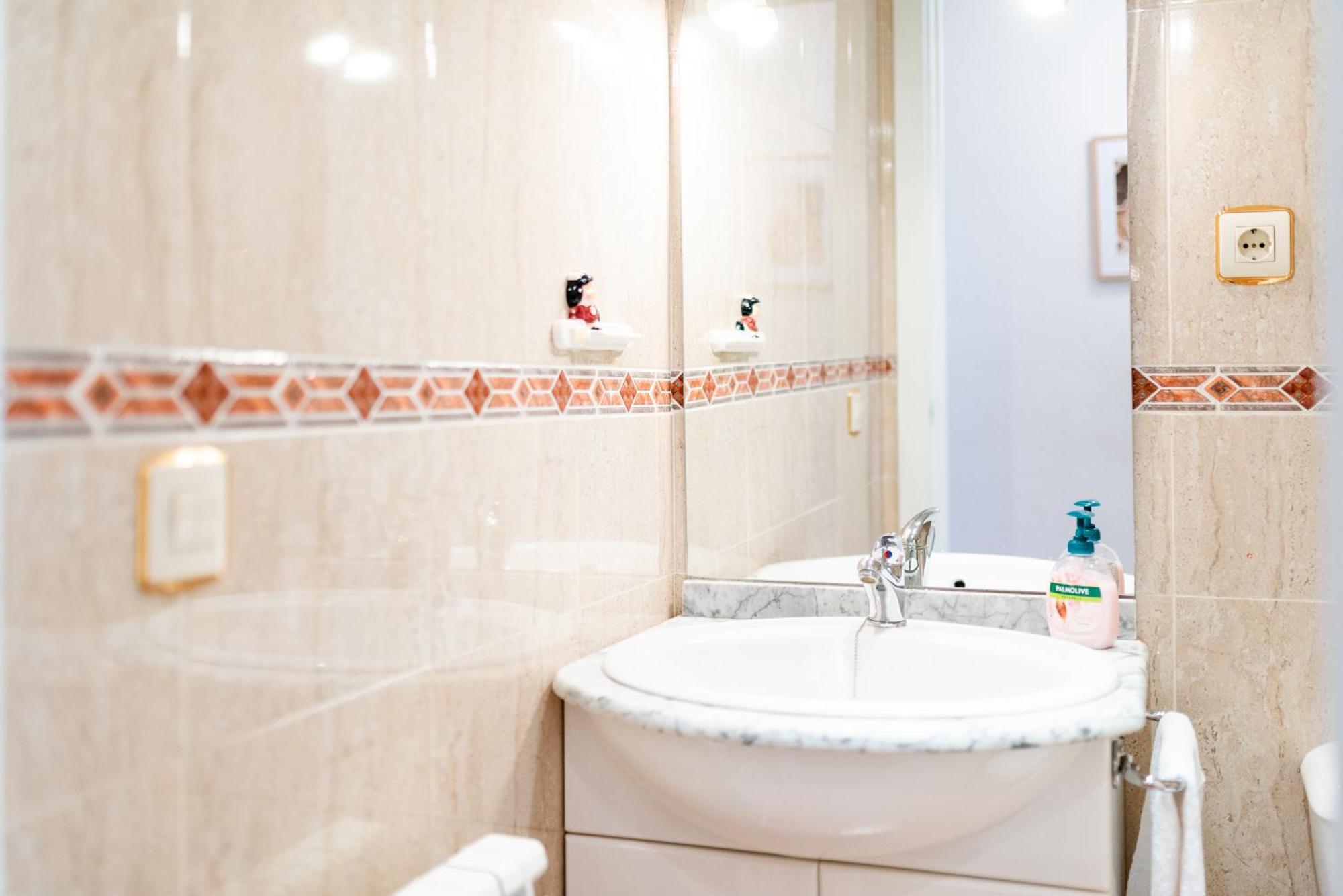 Apartamento Turismo Гранада Екстериор снимка