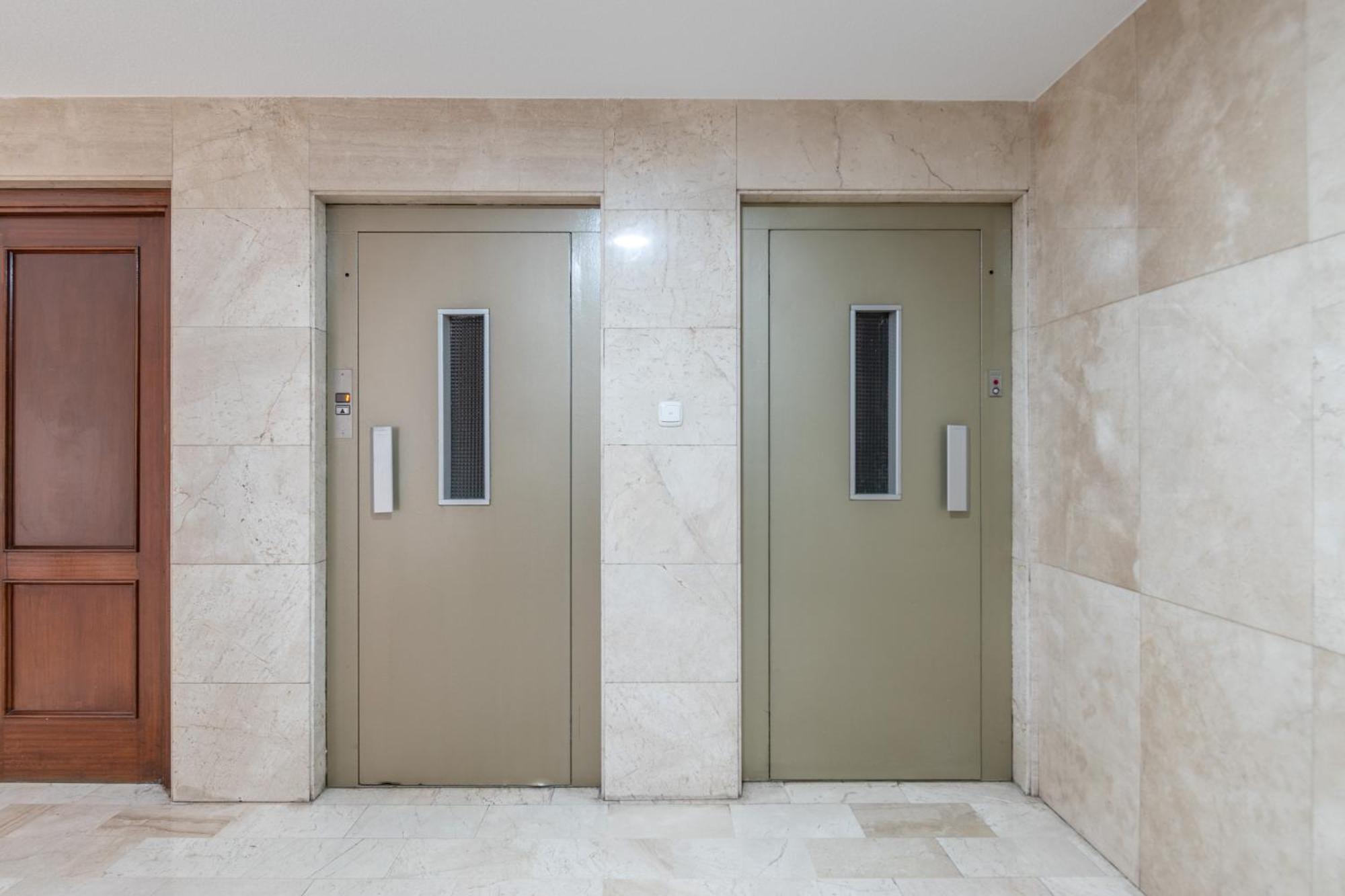 Apartamento Turismo Гранада Екстериор снимка